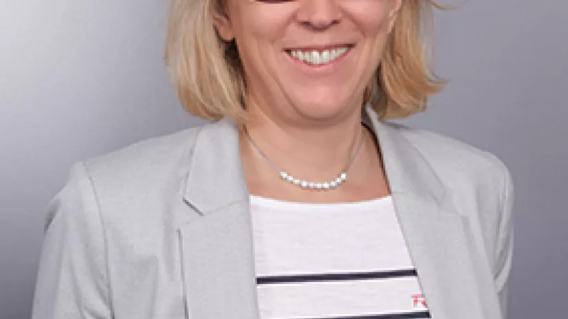 portrait_3.jpg